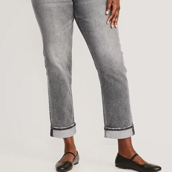NWT Old Navy Mid-Rise Boyfriend Straight Jeans for Women - Picture 2 of 8